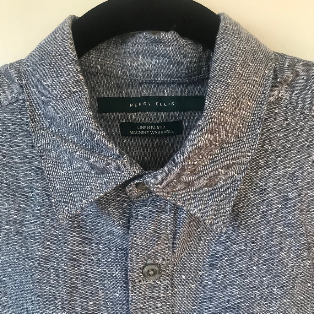 Perry Ellis Linen Chambray Button-Down Shirt